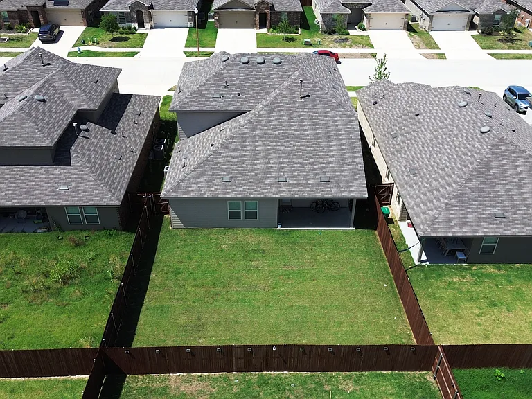 1436 Briar Hill Dr — Photo 21