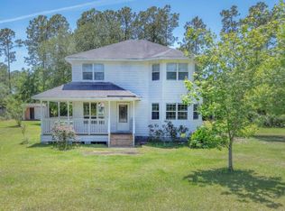 270 Noah Everett Dr, Folkston, GA 31537