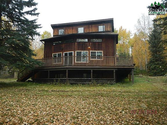 3rd image of 1309 Silverberry Dr