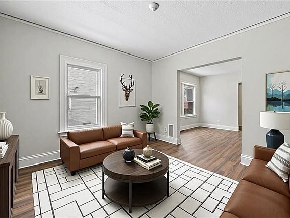 5th image of 459 Parsells Ave