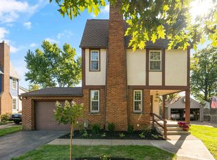 75 E Schreyer Pl, Columbus, OH 43214