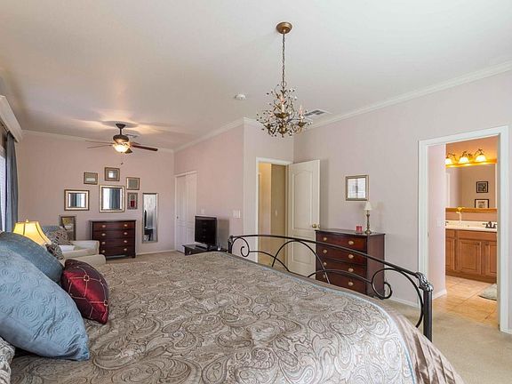 4th image of 28867 N Saddle Way