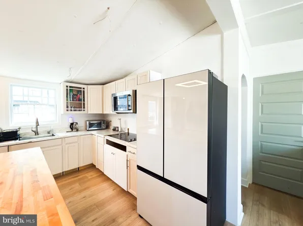 11 S Carol St, Laurel, MD 20724