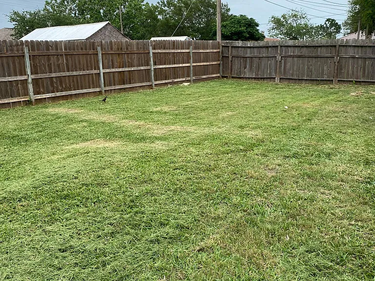 214 Portsmouth Dr — Photo 13