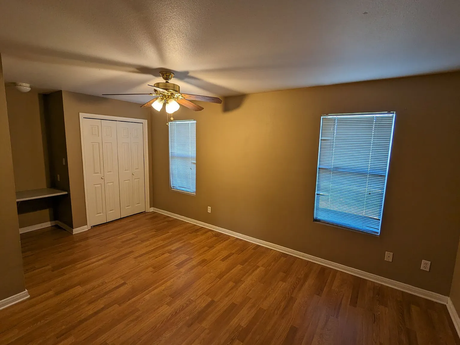 2 bed, 1065 sqft, $1,400 — Photo 4