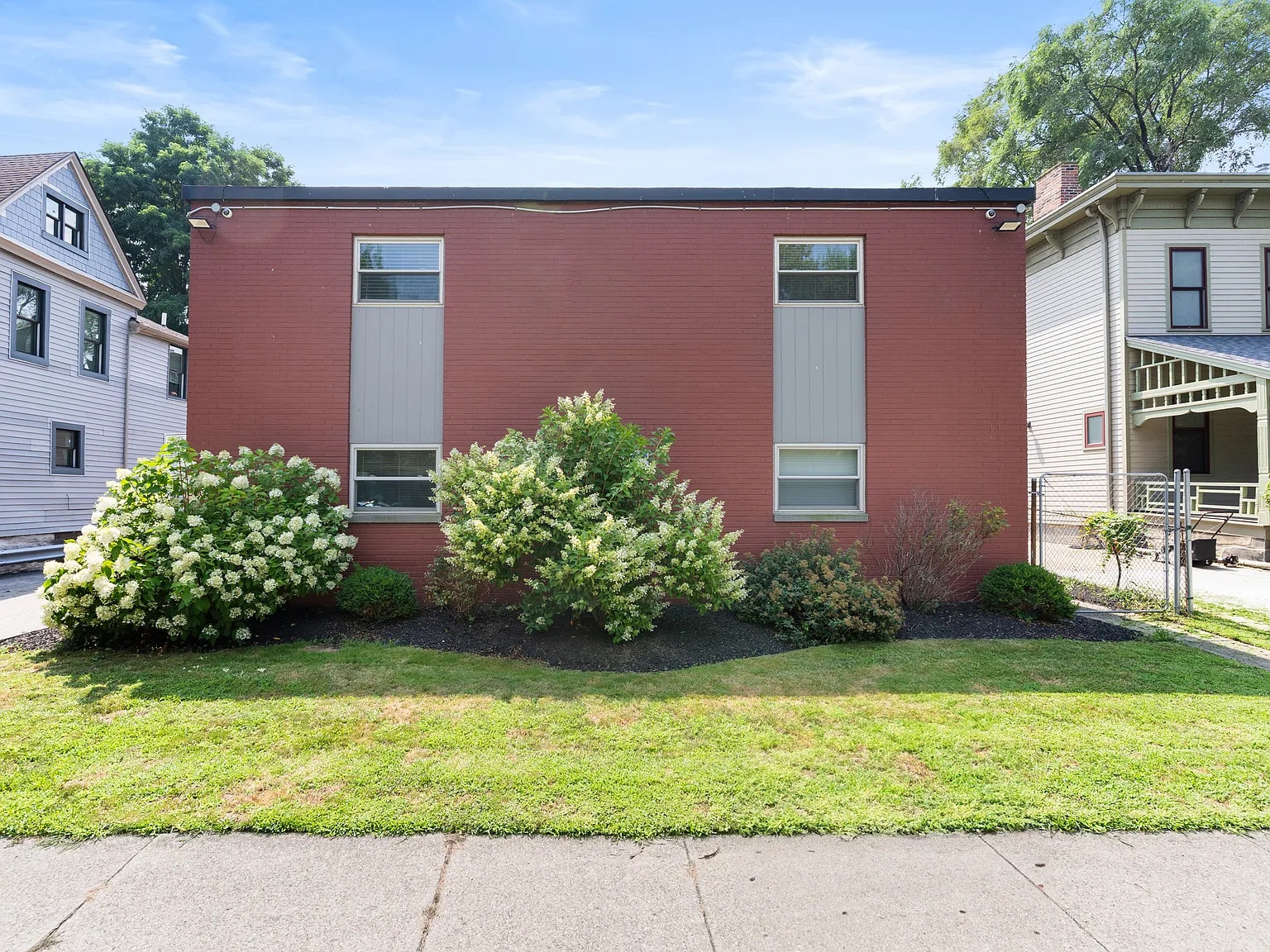1 bed, 460 sqft, $999 — Photo 3