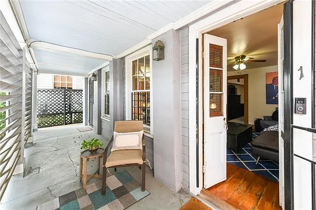 1 bed, 1.0 bath, 680 sqft, $1,600 — Photo 2