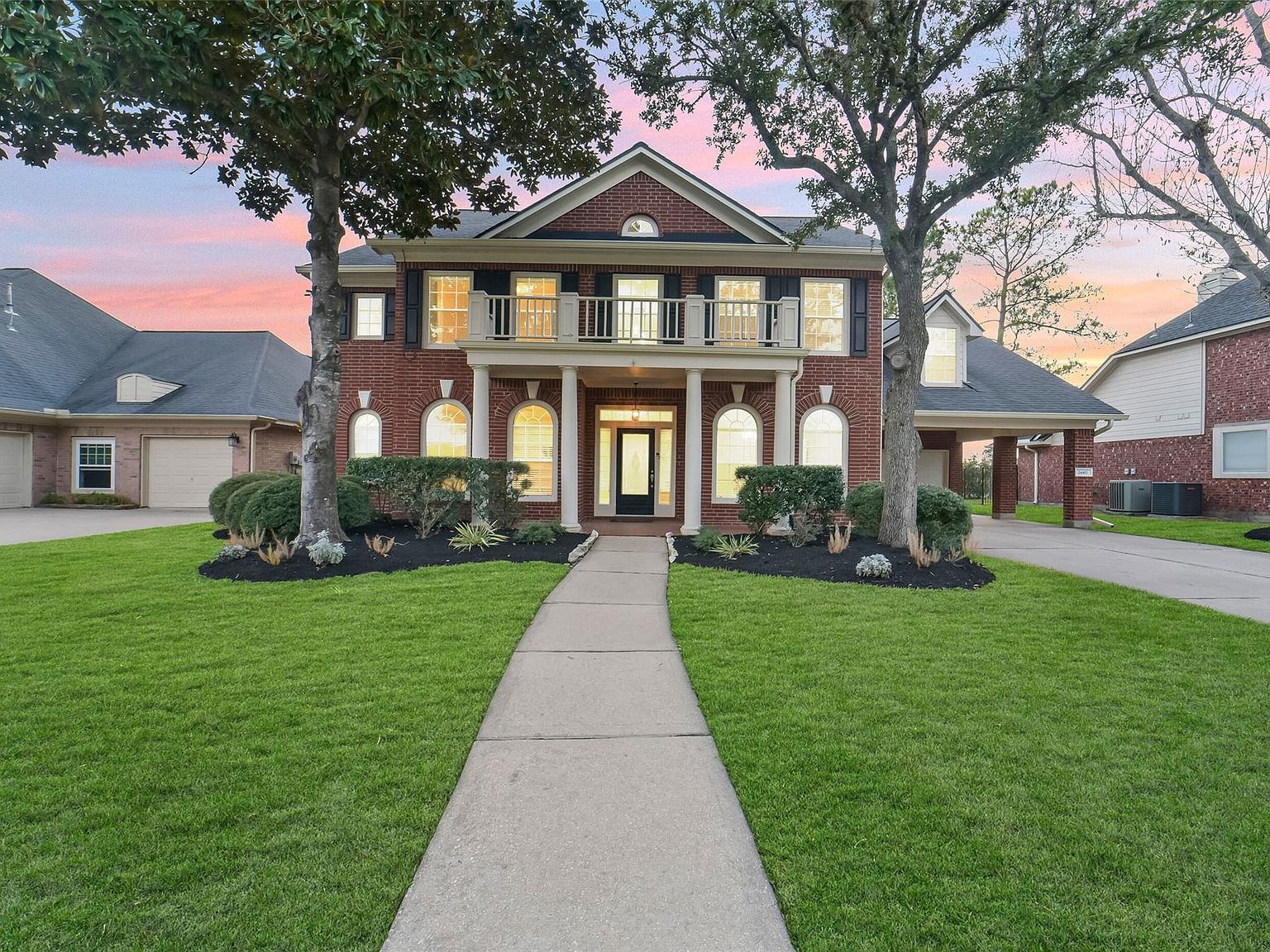 24403 Falcon Point Dr