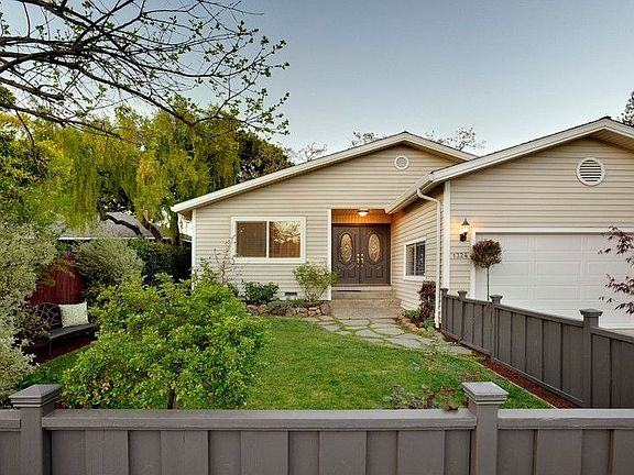 3rd image of 1324 Cloud Ave