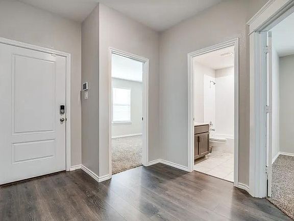 3rd image of 3466 Conklin Dr