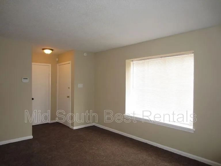 5711 Myers Rd — Photo 4
