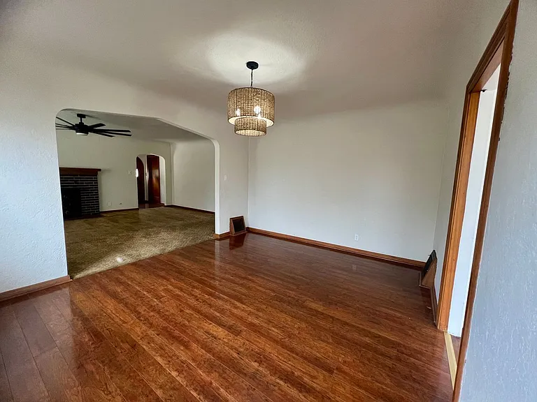 790 E San Joaquin Ave — Photo 4