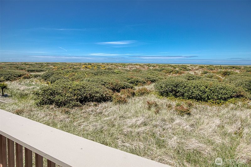 5th image of 1003 S Sand Dune Avenue SW #C