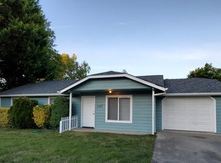 1127 SW Central Ave, Grants Pass, OR 97526