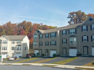 215 Kristy Ln, Harrisburg, PA 17111