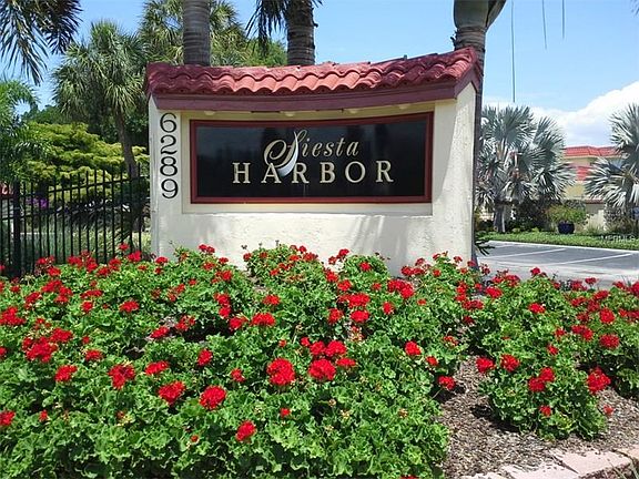 Entrance sign