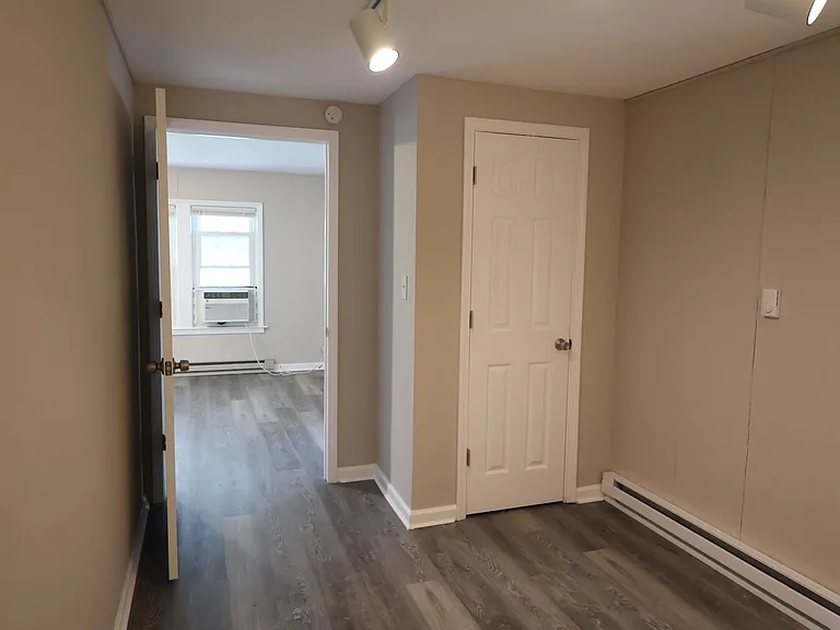 549 S Gum St — Photo 20