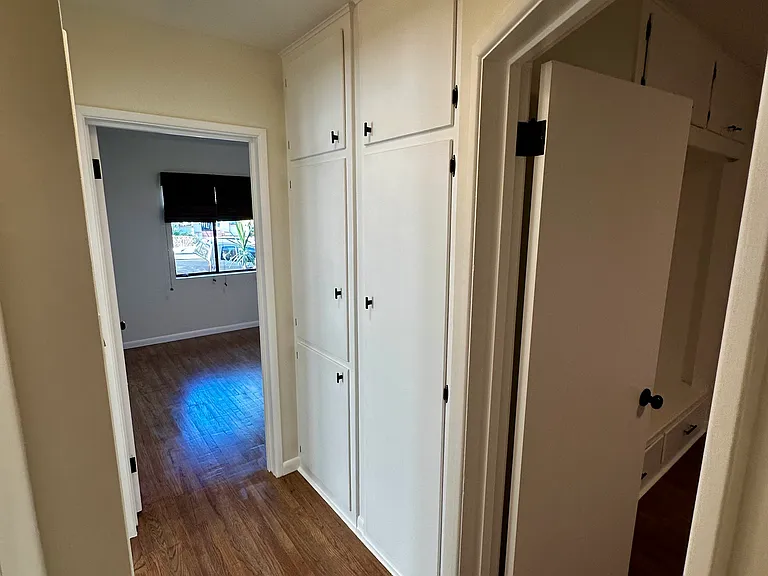 1624 Scott Ave — Photo 11