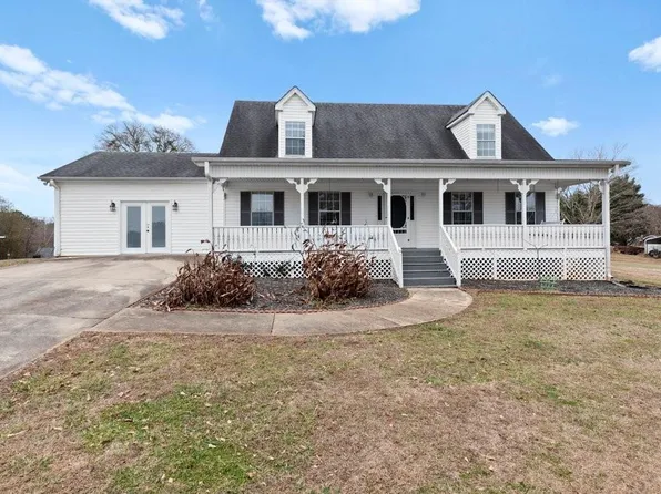 4616 Woodlane Dr, Oakwood, GA 30566