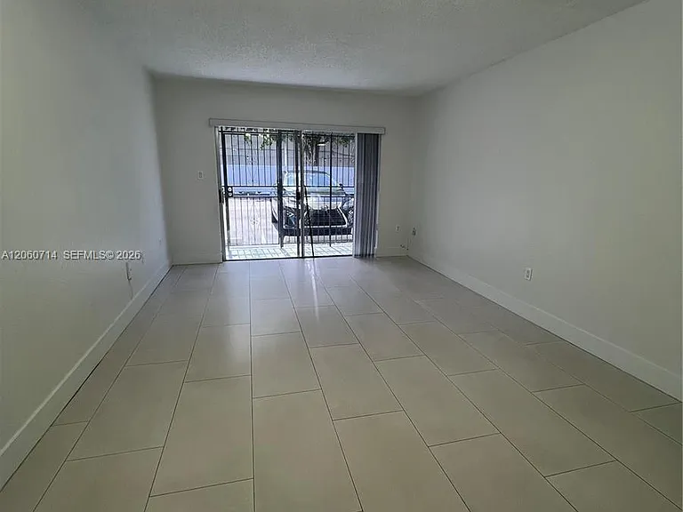 9520 SW 8th St #118 — Photo 18