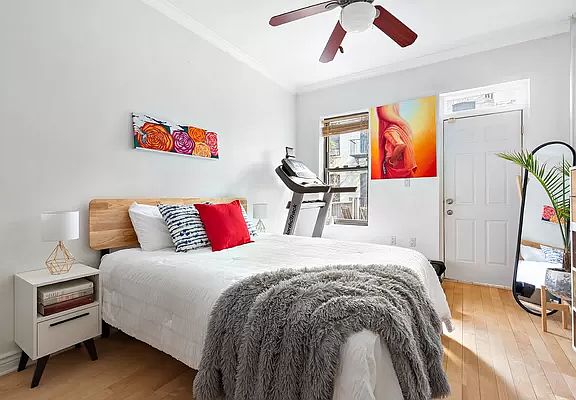 4th image of 415 Saint Johns Pl APT 1B