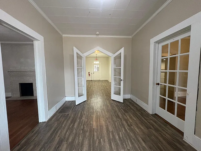 3174 Lindsay Rd — Photo 5
