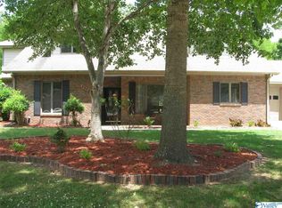 2603 Sherwood Oaks Ct SW, Decatur, AL 35603