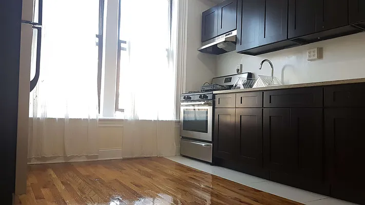 Rented by BRICK & GALO REALTY CORP | media 10