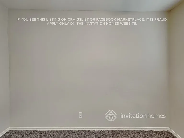 2702 E Omega Dr — Photo 13