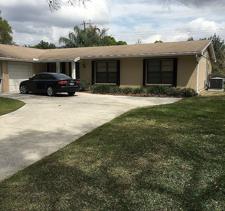 1st image of 10907 Orange Grove Dr