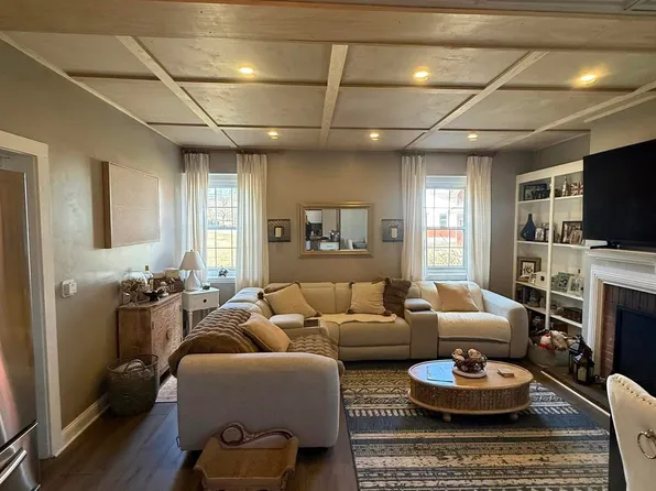 469 Bantam Rd #2, Litchfield, CT 06759