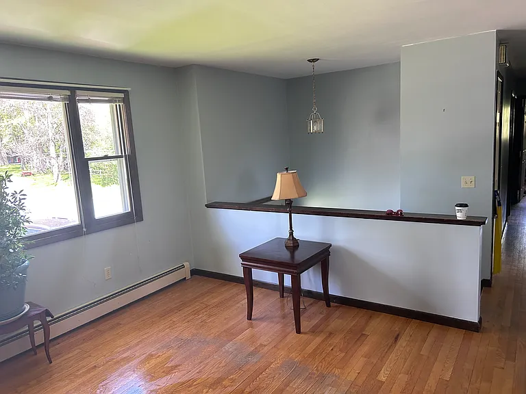 294 Hedgerow Dr — Photo 3
