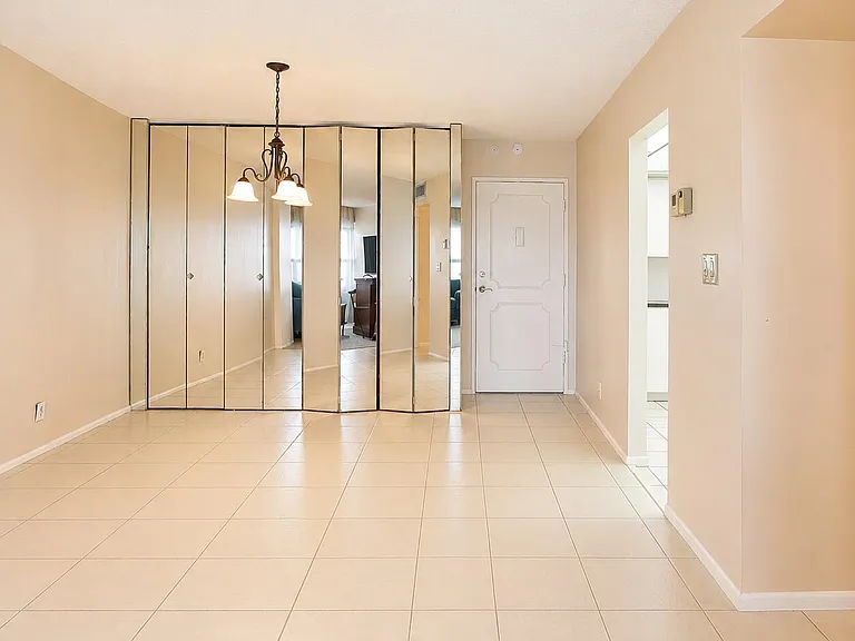 401 N Ocean Blvd #1704 — Photo 7