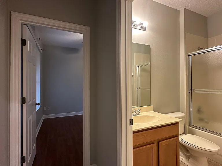 418 Brentwood Club Cv — Photo 21