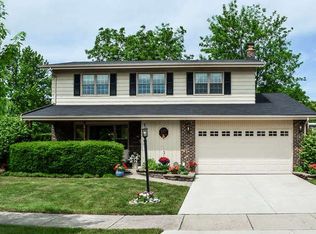 1322 S Walnut Ave, Arlington Heights, IL 60005