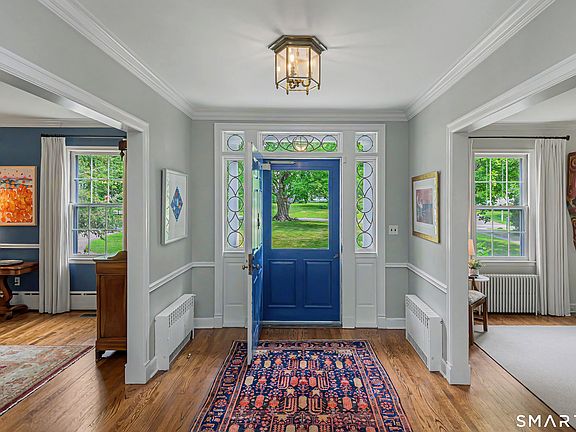4th image of 351 Wilton Road West