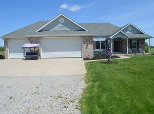 18401 Hurshtown Rd, Grabill, IN 46741