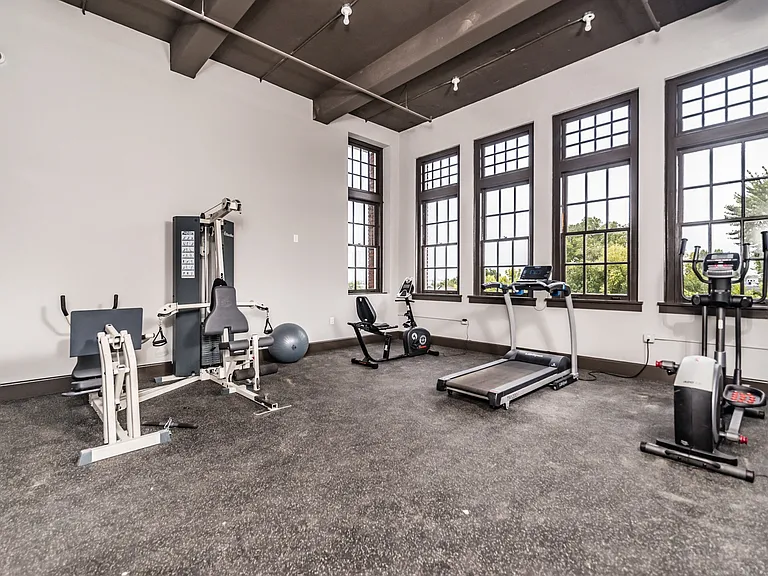 Lafayette Lofts — Photo 23