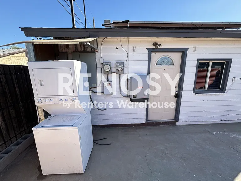 2818 W Heatherbrae Dr — Photo 21