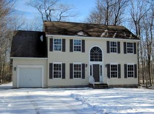 5129 Derby Rd, Tobyhanna, PA 18466