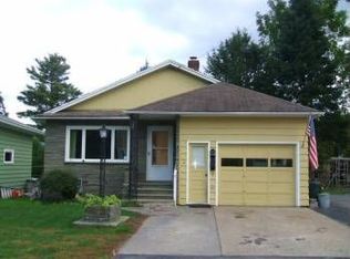 2 Dexter Ave, Whitesboro, NY 13492