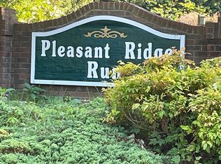 5302 Ridge Trail Rd, Summerfield, NC 27358