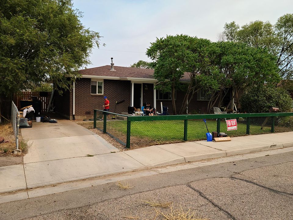 1st image of 214 18th Ave