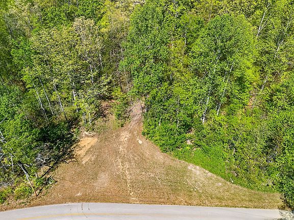3rd image of Board Valley Rd