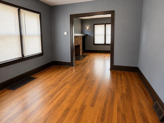 4th image of 2408 Monterey St