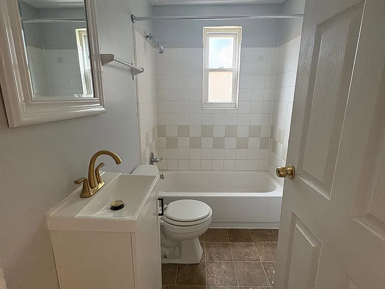 2422 Quatman Ave #2 — Photo 5