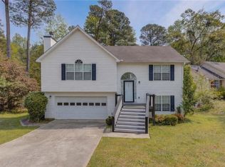 865 Stonebridge Park Cir, Lithonia, GA 30058