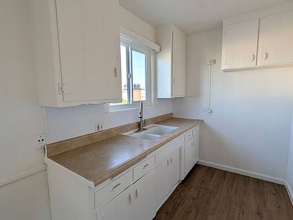 2nd image of 7047 Fulton Ave #4