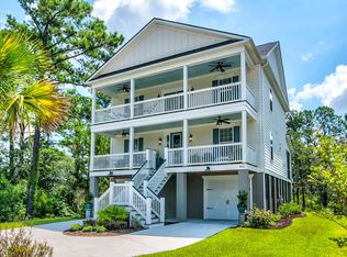 402 Amalie Farms Dr, Charleston, SC 29492