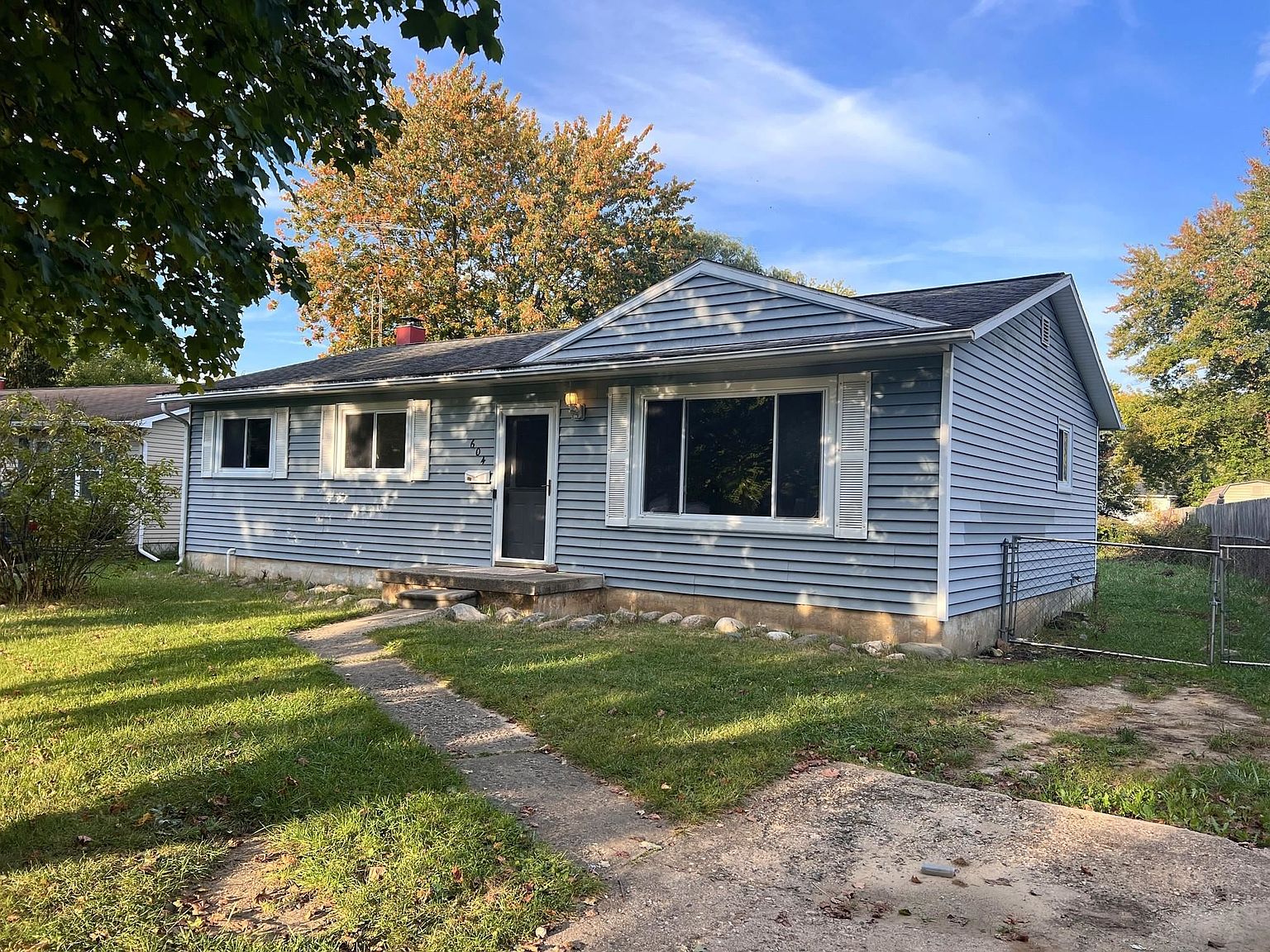 604 S Gomas Ct, Durand, MI 48429 Zillow